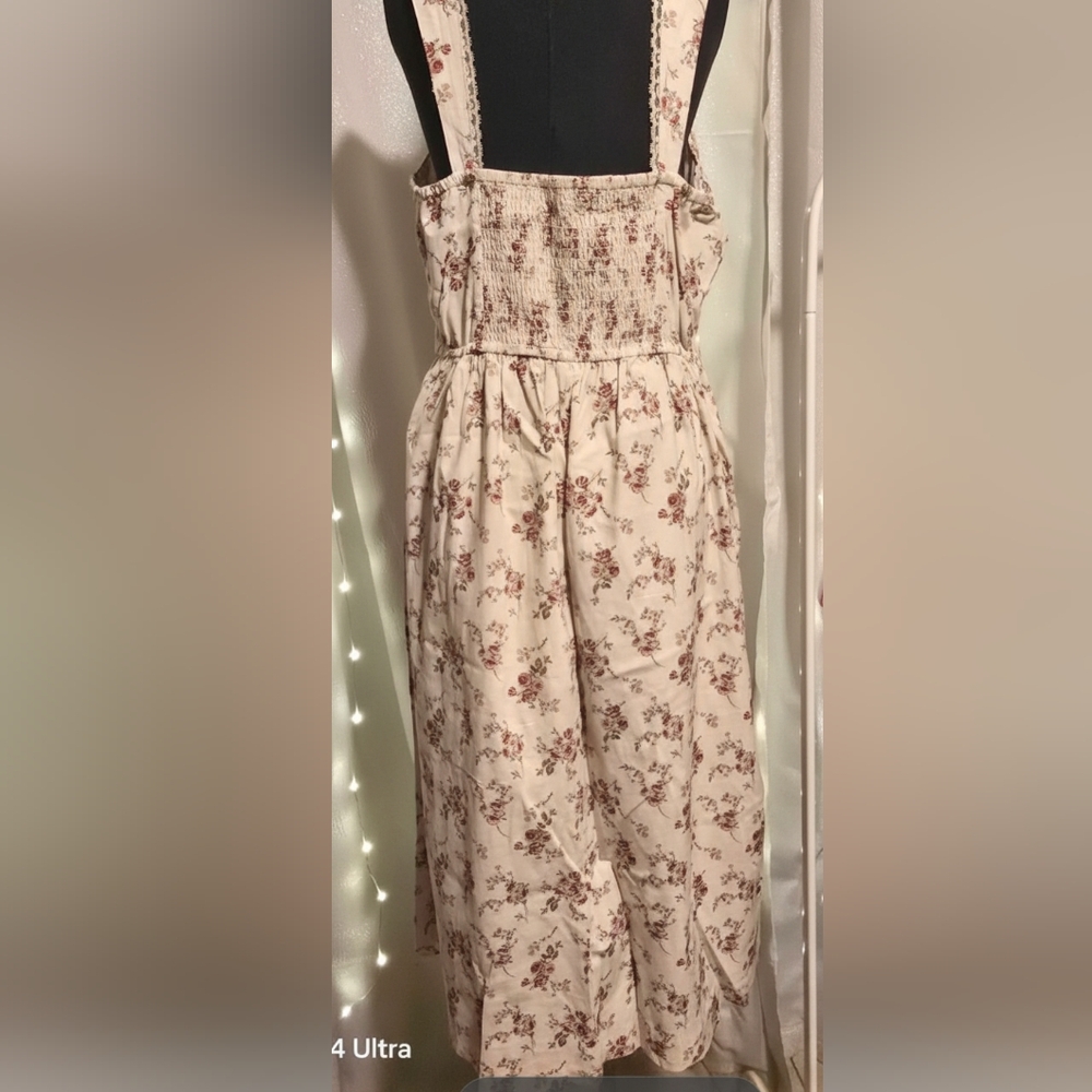 Floral Cream Midi Dress - Picture 2 of 2